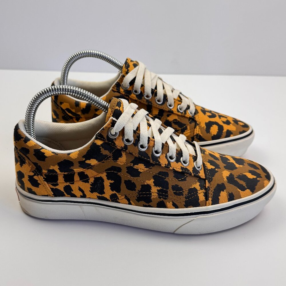 NWOB Vans | Comfycush Old Skool Sneaker - Golden Brown/Golden Glow - 8.5 - Picture 2 of 7